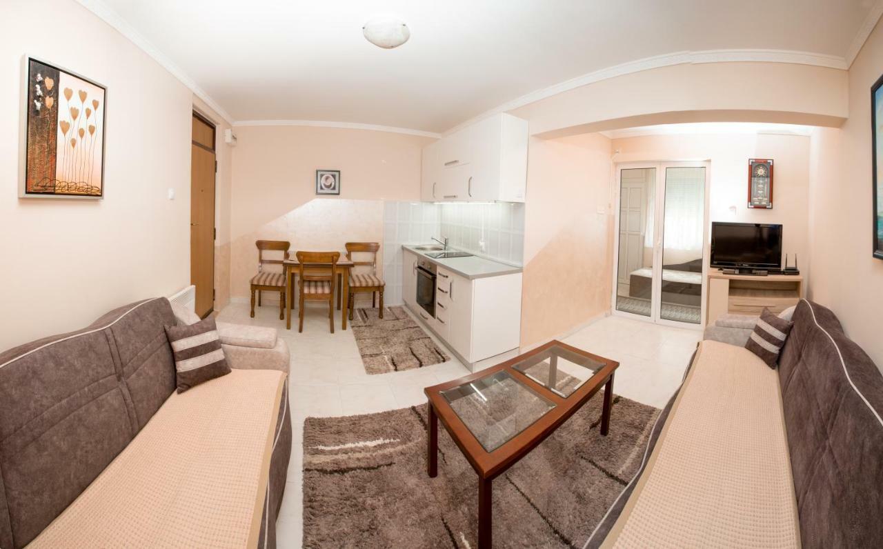 Valentina Apartman Apartment Petrovac Exterior photo
